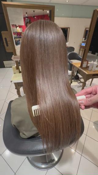 話題沸騰の髪質改善カラーで理想の艶髪に
藤沢・湘南エリアで艶髪になりたい方におすすめです♪ 