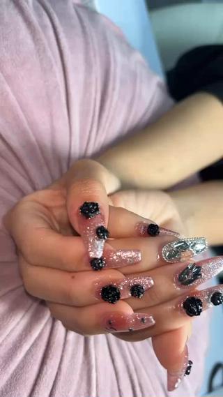 ネイル 上原 海梨のネイルデザイン