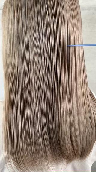 ロング カラー 西岡 優太のヘアスタイル