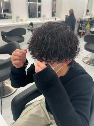 ミディアム パーマ メンズパーマ特化 TAIGAのヘアスタイル
