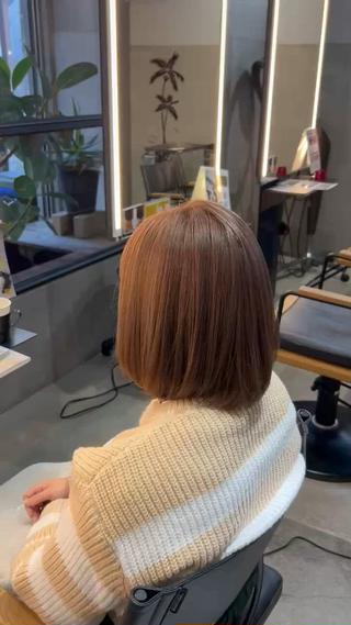 ミディアム カラー 艶カラー／ベージュ/ ショート/安岡哲兵のヘアスタイル