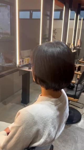 ミディアム カラー 艶カラー／ベージュ/ ショート/安岡哲兵のヘアスタイル