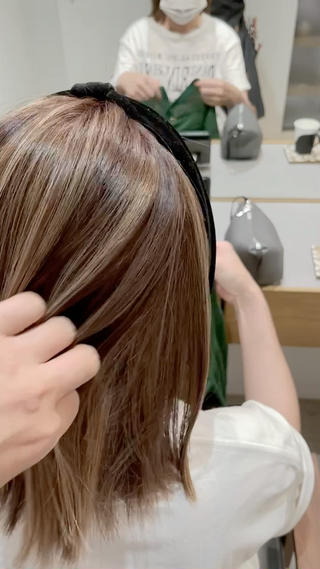 ミディアム ハイライトバレイヤー ジュ&縮毛矯正✨櫻野のヘアスタイル