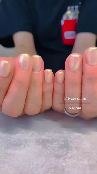 オーロラ/ラメライン
#オーロラネイル #ラメライン #オフィスネイル #シンプルネイル #大人ネイル #ワンカラーネイル #板橋ネイルサロン #板橋ネイル #プライベートネイルサロン #夏ネイル #neilbook_fan