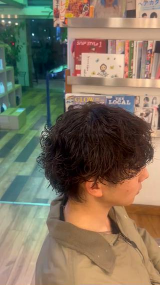 後ろサーフカールの前シャドウパーマで後ろからも前から見てもかっこよく！ 