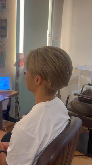 カラー メンズ メンズ/パーマ/ 波巻き/サーフカールのヘアスタイル