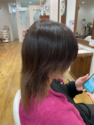 【Aujuaトリートメント】
髪に栄養を補給してお悩みを解消しつつその先も髪を健康に保てるので、髪を伸ばしたい！カラーやパーマを長く楽しみたい！という方にもおすすめです!! 