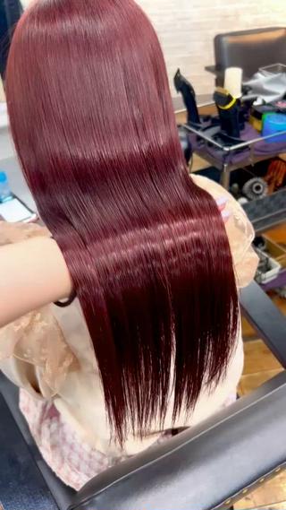 暖色系は艶が出やすいです⸜︎⸝‍
チェリーレッド 