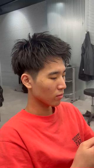 ショートスタイル！
毛流れがかっこいいですね！ 