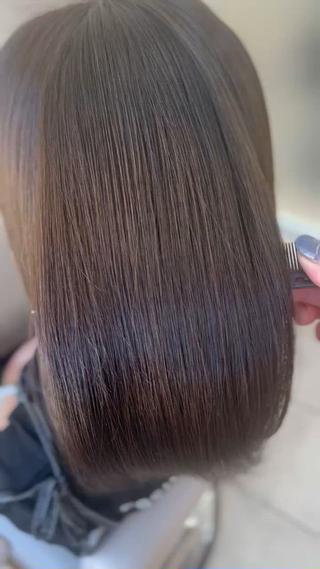 ミディアム oto🤍×美髪× ローレイヤーのヘアスタイル