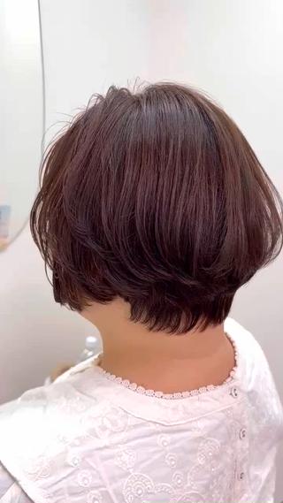 グラデーションボブ︎

【気に入って頂いたスタイルは、ブックマークをしてご提示ください】日々のスタイリングが楽になるように施術させて頂きます！
 