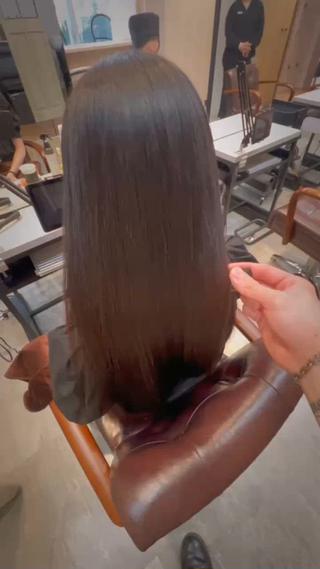 髪質改善縮毛矯正でツヤツヤ!!