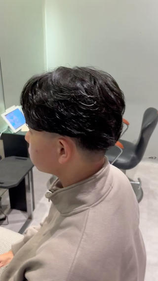 なんといまなら5000円でカットとパーマかけられちゃいます！！ 