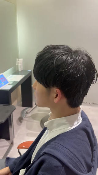 今なら2600円でカット受け付けてます！ 