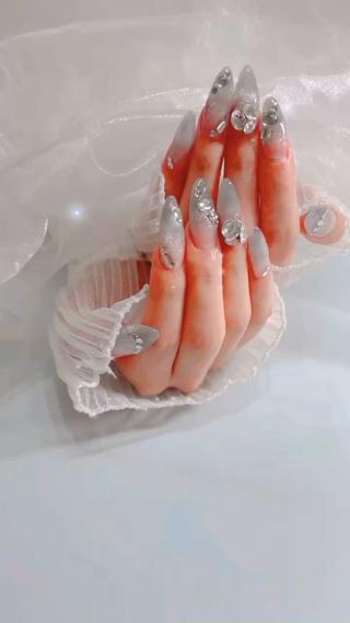 ネイル エムネイル サロンのネイルデザイン