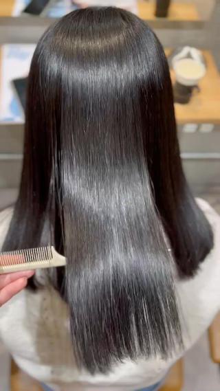 艶々縮毛矯正 