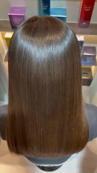 セミロング 半個室サロンyoures hair 髪質改善トリートメント東新宿店所属・榊原竜弥 髪質改善/美髪作りのヘアスタイル