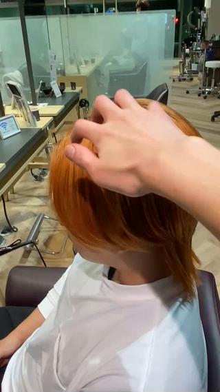 どんな癖毛でもブリーチ毛やパーマ落としたいって方も曲がる縮毛矯正でドライだけでこの質感にすることできます！ 