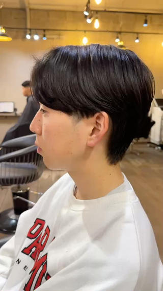 襟足ありセンターパート

とても人気スタイルです*゜ 