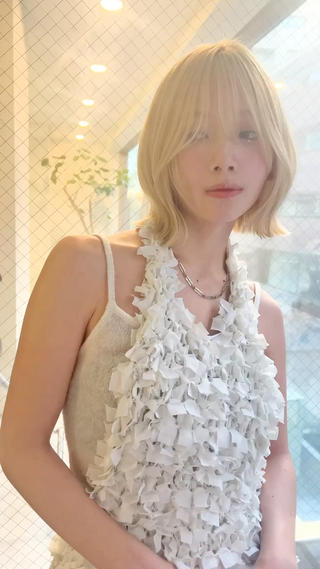 ショート カラー 小顔ボブ jilblanカホのヘアスタイル