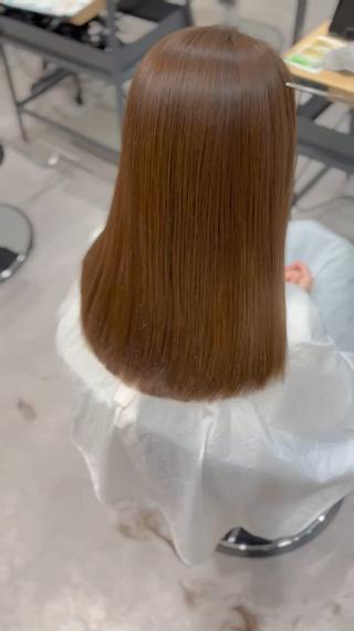 柔らかいヘアカラーとの相性も抜群です♪ 