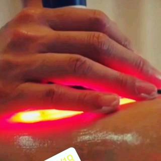 ムクミやセル脂肪が気になる！そんな方に、下半身集中コースで美脚を目指しませんか

日々のムクミをそのままにしてると、太くなった状態がマストの脚に
定期的なお手入れで、ホッソリ脚キープ(^^) 