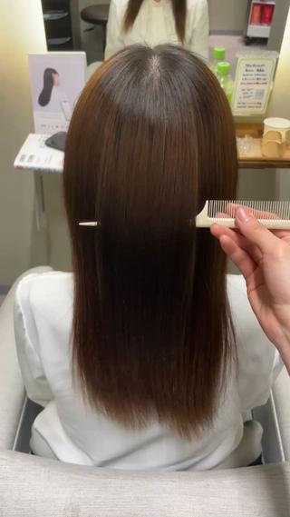 ˚✧₊酸性ストレート⁺˳✧༚
髪へのダメージを抑えながら綺麗なストレートヘアに仕上げることができます！ 