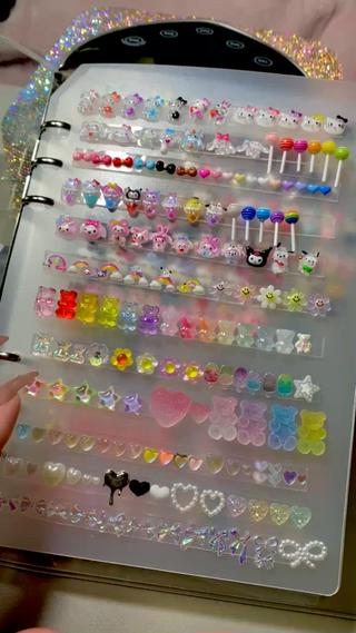 ネイル n o q r m. n a c h iのネイルデザイン