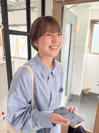 丸みショート

シルエットの綺麗さとスッキリさを基調としたショートスタイルです◎ 