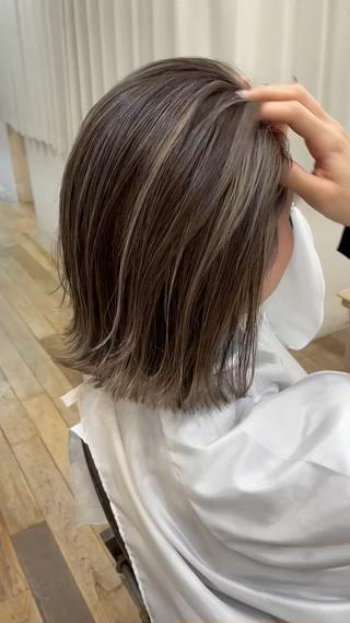 切りっぱなしボブ×ダブルカラー 