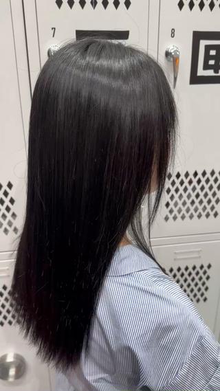 ナチュラルなブルーブラック 