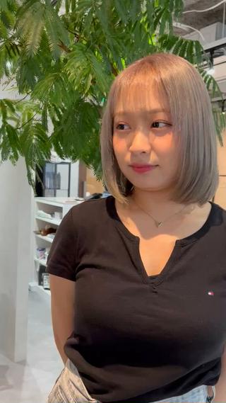 ホワイトミルクティーカラー
ブリーチ2〜3回必要です！ 