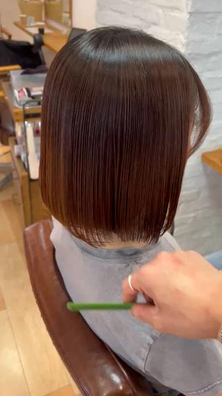 ショート パーマ ハイトーンボブ 前田 表参道　グレージュのヘアスタイル