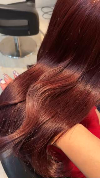 セミロング カラー ブリーチ/髪質改善/ ハイトーン/暖色のヘアスタイル