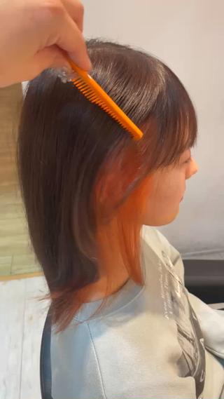 ミディアム カラー ブリーチ/髪質改善/ ハイトーン/暖色のヘアスタイル