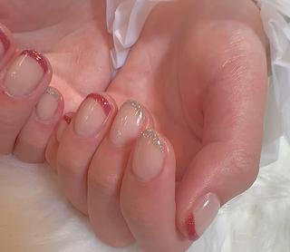 ヌーディーカラーにフラッシュラメフレンチ 