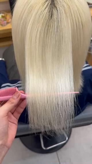 ブリーチ毛にオススメ！
髪にドラマを。髪質改善トリートメント️ 