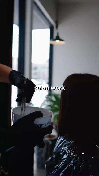 ミディアム カラー plus HAIR いずみのヘアスタイル