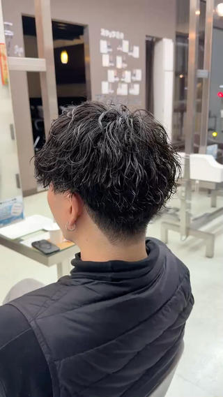ショート パーマ 小芝涼介/レイヤー /メンズパーマ✂️のヘアスタイル