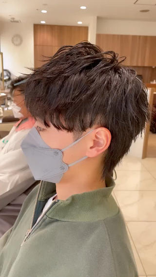 ショート メンズ 小見 翔平のヘアスタイル