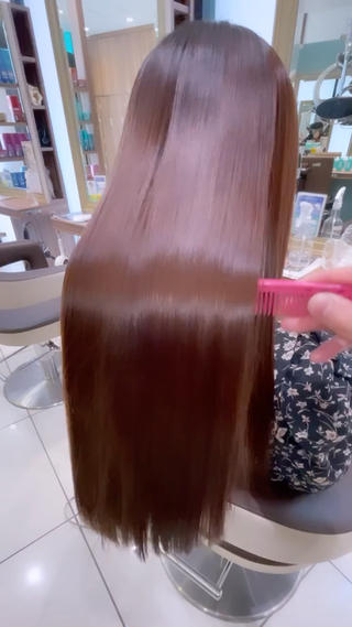 ロング パーマ 小見 翔平のヘアスタイル