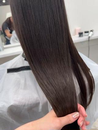 ロング カラー makoto⌇レイヤ ー⌇艶カラー🍒‎のヘアスタイル