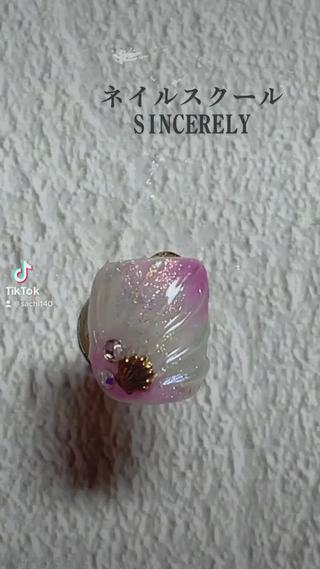 ネイル SINCERELY シンシアリー🌈のネイルデザイン