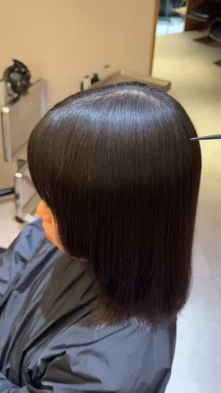 ミディアム yiye KEITOのヘアスタイル