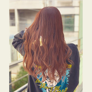 美髪
ベースはバレイヤージュだから、
光で透明感が最高

#ピンクヘア
#ピンクベージュ
#ととのえカット
#イルミナカラー
#サブリミックトリートメント
#ケアプロトリートメント

【 Lani5710 】


あいこ 美容師 ／ ヘアメイク フリーランス  美容室の拠点は Lani5710(東京 原宿) にて完全予約制にて承ります。 ご指名ください。

https://www.aikosuzuki1984.com

【 Lani5710 】
〒 150-0001
東京都 渋谷区 神宮前6-28-3 Gビル神宮前06 2F  

明治神宮前駅7番出口

http://www.lanihair.com


 