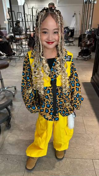 ロング ヘアアレンジ キッズ BRAIDS💎愛子 大人ハイライト💎のヘアスタイル