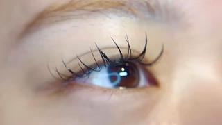 D10 D11 D10   太さ0.15㎜
黒目上長めのキュートデザイン 