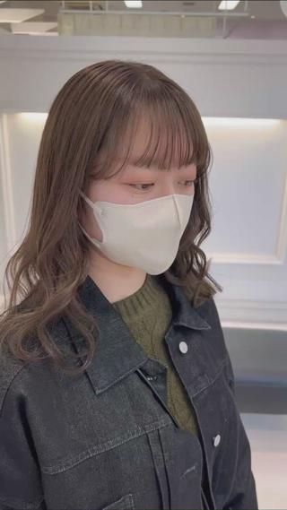 セミロング カラー Parve  Mix /板野妃莉のヘアスタイル