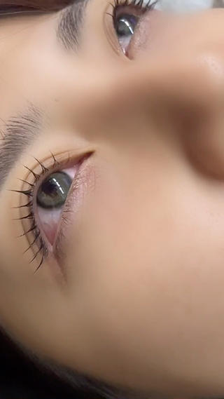 Faveをご利用のお客様には通常価格¥3,850のフェニックスカールアップコーティングを¥3,300でプレゼント

ぜひまつ毛パーマの持ちを良くするトリートメント美容液お使いください 