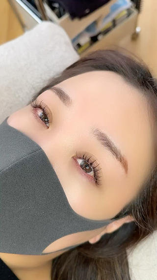 こちらジュニアアイリスと施術になります

動画効果

完璧のマツエクの仕上がり求める方はご遠慮お願いします。
140本バインドロック


12月から2色カラー選んでもOK


こちらのお客様は2色選んでマツエクしてます！


カラー、ダークモカ＆シアーブラウン

カールD
11.12.11

ダブルカラー選んでも追加料金なし！！！

ミックスカラーすることによって
グラデーションみたい目元になっててとっても可愛く見えます！！
下向いた時など横から目元見られた時かなり印象変わって可愛いです！！
とってもオススメ 